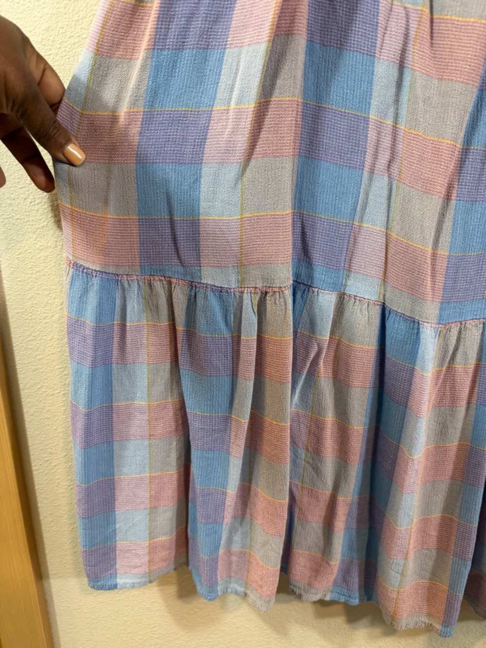 Loft Tiered Midi Dress Size L Blue Purple Plaid Smocked Sleeveless Casual Preppy - Picture 4 of 9